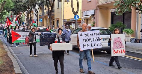 Quattro Novembre Le Immagini Delle Manifestazioni Di Protesta