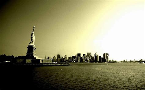 Statue of Liberty Wallpaper Widescreen - WallpaperSafari