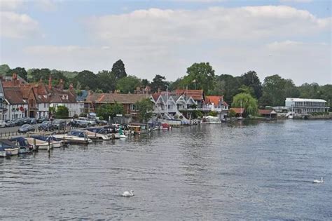 The Oxford Riverside Walk That Ends At One Of The UK S Cosiest Pubs