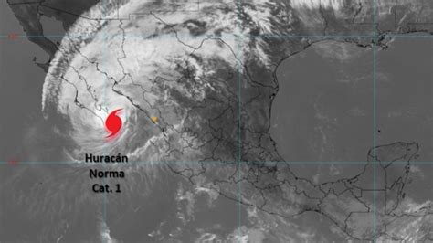 El Huracán Norma Toca Tierra Al Sur De Todos Santos Y Se Degrada A