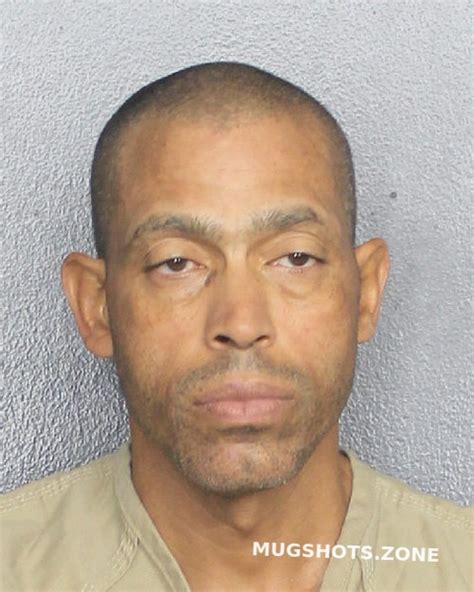 Echevarria Marca Jose 06 08 2023 Broward County Mugshots Zone