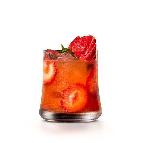 HENNESSY GUAVA COCKTAIL Recipe Strawberry Hennessy Berry Drinks