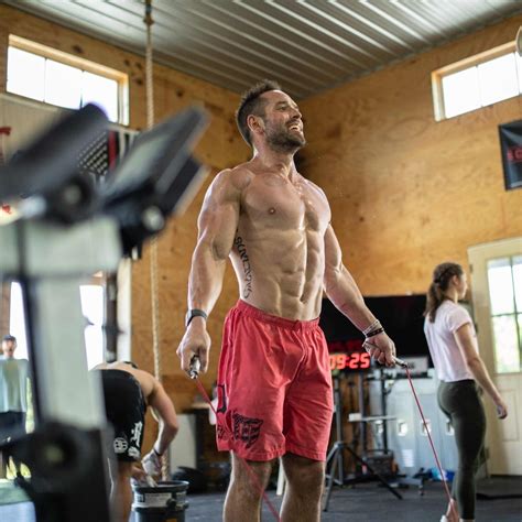 4 Time Fittest Man Rich Froning On Optimising Breathing