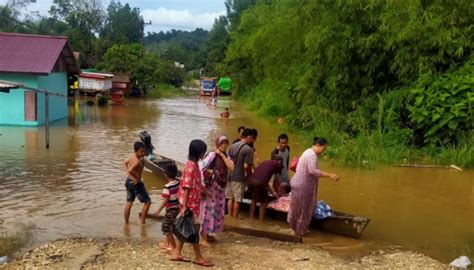 Banjir Kapuas Hulu Rendam 47 Desa 14 889 Jiwa Terdampak