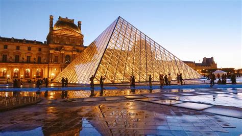 LOUVRE MÜZESİ REHBERİ EN ÖNEMLİ ESERLER Biz Evde Yokuz