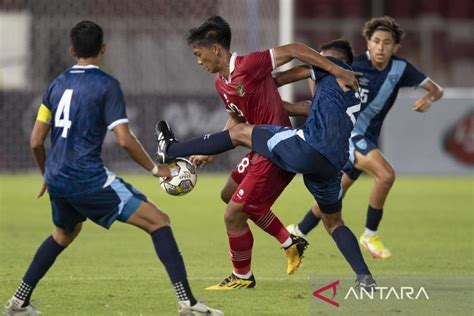 Sepak Bola Timnas Indonesia U 20 Kalah Tipis 0 1 Dari Guatemala