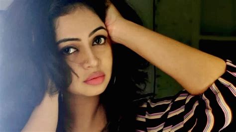 Actor Arundhathi Nair On Ventilator After Road Accident Says Sister Arathy ‘she Is Fighting