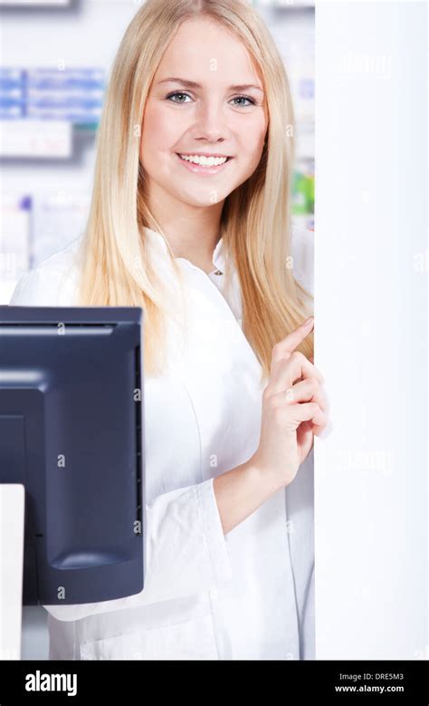 Assistant Chemists Hi Res Stock Photography And Images Alamy