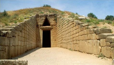 Mycenaean Tholos Tombs and Early Mycenaean Settlements