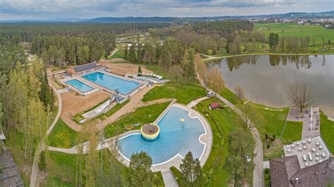 Badespaß in der Oberpfalz Das Schätzlerbad in Weiden öffnet seine