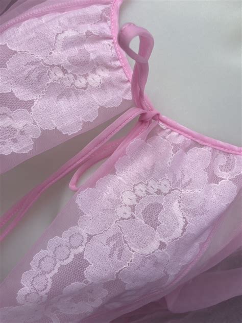 Vintage Sheer Lingerie Peignoir Robe Gown Pink Lace N Gem