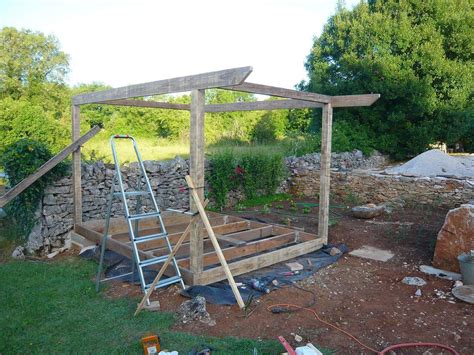 Cabane En Bois Fait Main