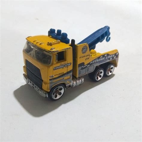 Hot Wheels Grúa Amarilla Finish Line MercadoLibre