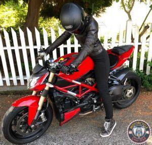 Best Women's Motorcycle Pants Guide (Updated Reviews!) - Motorcycle ...