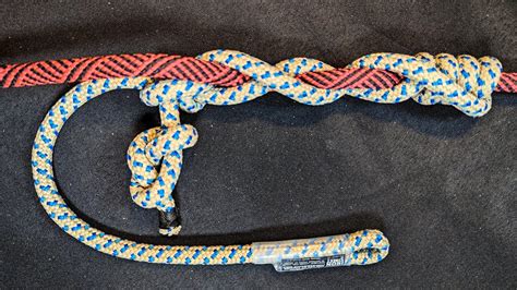 SYMPHONY Friction Hitch Valdotain Tresse VT Tied Using A Split Tail