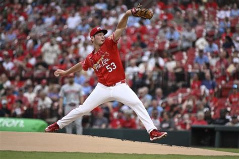 Cardinals Continue To Roll Blank Reds