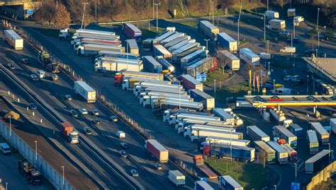 Luftaufnahme Fuhlenbrock Lkw Abstellfl Chen An Der Autobahn