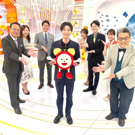 フジテレビ「めざましテレビ」さんのインスタグラム写真 フジテレビ「めざましテレビ」instagram「スタジオに爽やかな風が吹きまくり