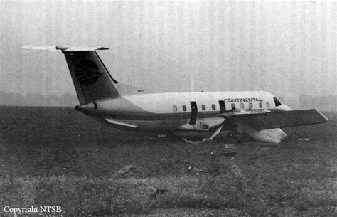 Crash of an Embraer EMB-120RT Brasília in Pine Bluff | Bureau of Aircraft Accidents Archives