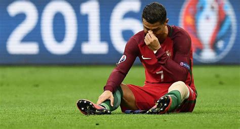 Cristiano Ronaldo Desconsolado Su Llanto Al Abandonar La Final