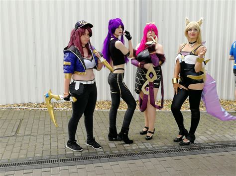 KDA popstars cosplay group by PurplePastelChalk on DeviantArt