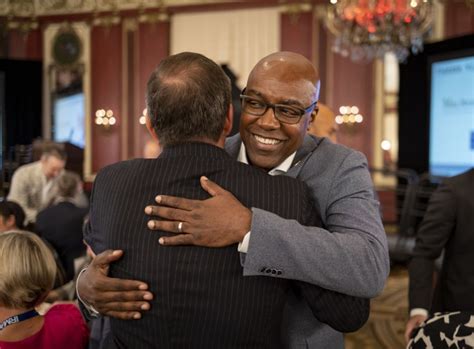 Democratic Illinois Attorney General Kwame Raoul Declares Victory Over Gop Challenger Thomas