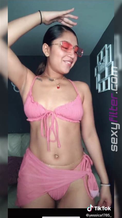 Sexy Yessica Shows Cleavage In Pink Bikini Sexyfilter