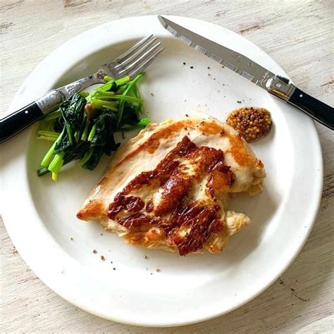 ⭐️しっとり柔らかな鶏胸肉のステーキの作り方 ラクッチーナサッチ