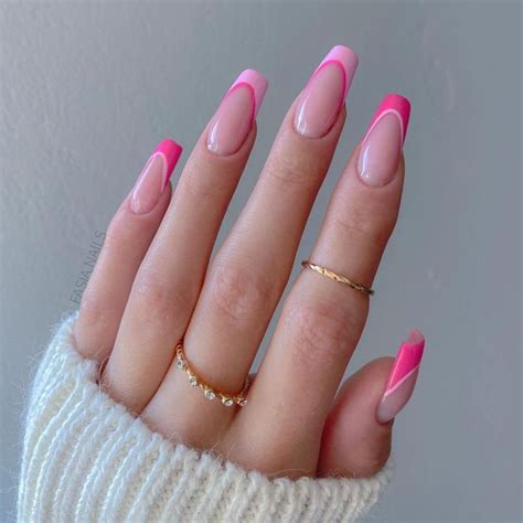 Pink Nails Perfect For Your Next Mani The Pink Brunette Pink