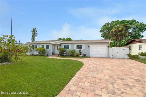 228 Ne 1st Ct Satellite Beach Fl 32937 ®