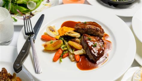 Pic Five Bistro De Margot