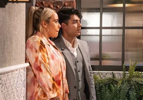 Coronation Street Fans Say I Still Think As They Rumble Twist Over