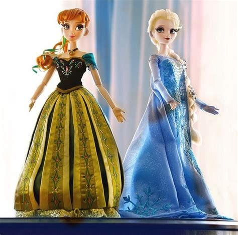 Anna And Elsa Disney Store Limited Edition Dolls Frozen Photo