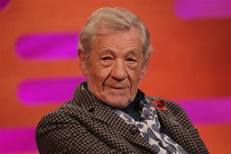 Sir Ian Mckellen Taken To Hospital After Falling Off Stage The Standard