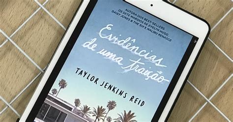 Evidências De Uma Traição Resenha Casos Acasos E Livros