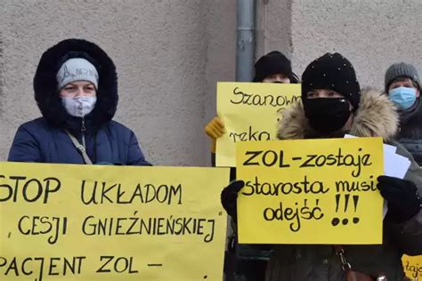 Zol Gniezno Rodziny I Pracownicy Protestowali Pod Urz Dem Miejskim I