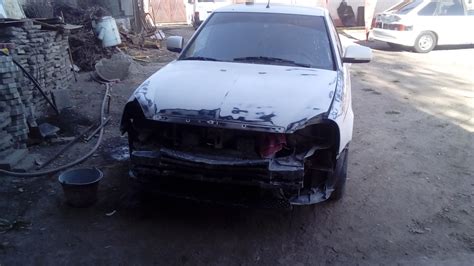 Загнал на покраску — Lada Приора хэтчбек, 1,6 л, 2013 года | кузовной ...