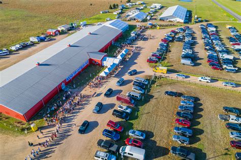 Original Round Top Antiques Fair and its Big Red Barn is Sold to the ...