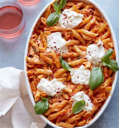 26 Easy Pasta Recipes for Weeknight Cooking - PureWow