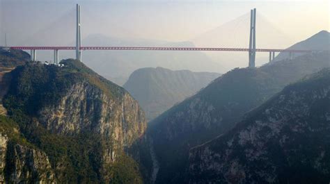 Höchste Brücke der Welt in China eröffnet SN at