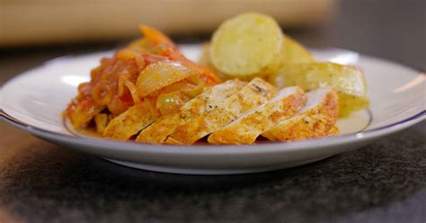 Kipfilet Met Piperade En Geroosterde Aardappelen Dagelijkse Kost