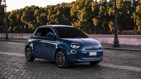 You Can Now Order The New Electric Fiat 500 EV In The UK Starting At £ ...