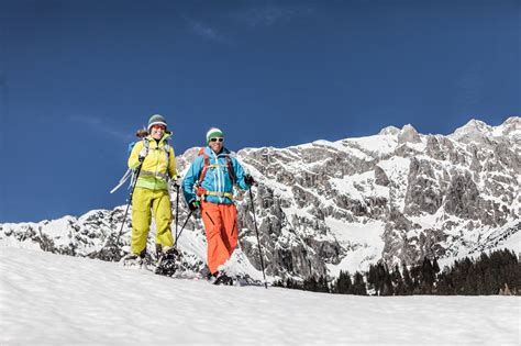 Snowshoe hiking Tiergartenalm • Snowshoe Walking » outdooractive.com