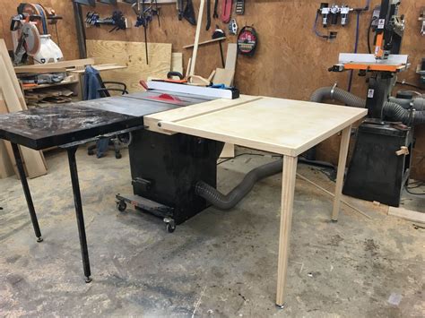 Building An Out Feed Table For A Table Saw Wilker Do S Diy Table