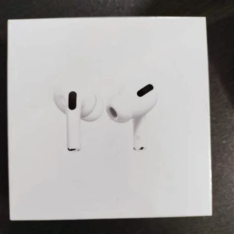 Apple Wireless Bluetooth Earbuds, White, Model Name/Number: A2083 A2084 ...