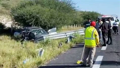 Volcadura En La Cuacnopalan Oaxaca Deja Un Herido Y Un Muerto Grupo