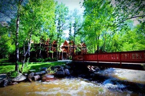 Where To Go Glamping In Colorado Alltherooms The Vacation Rental