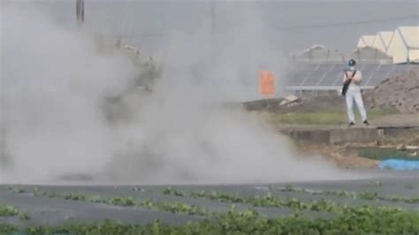 萬丹泥火山今年第三度噴發 紅豆田遭埋 Yahoo奇摩汽車機車