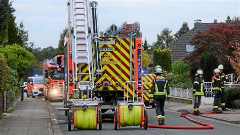 Feuerwehr Hei E Asche In M Lltonne L St Brand In Oststeinbek Aus