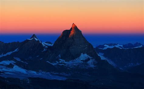 Dufourspitze M Auf Den H Chsten Berggipfel Der Schweiz